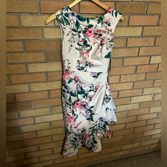 Eliza J Dresses & Skirts - NWT Eliza J Cream Sleeveless Cream Floral Draped Dress Knee Length Size 0